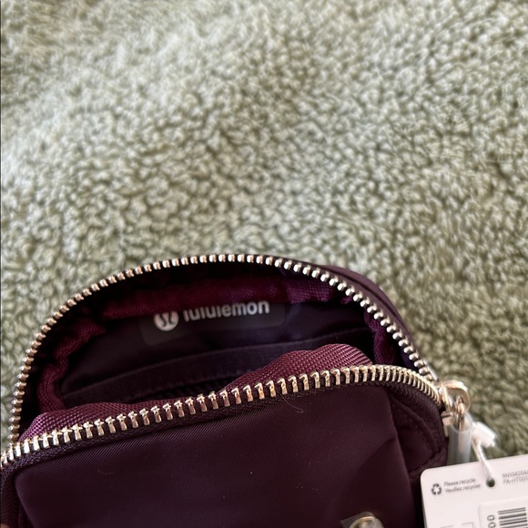 lululemon athletica Mini Bag - Deep Purple - Picture 5 of 6